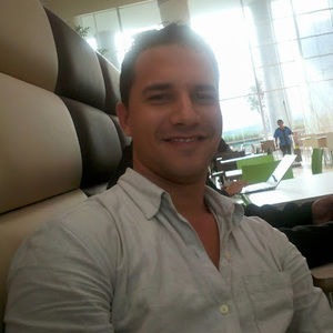 Meet your Posher, Javier